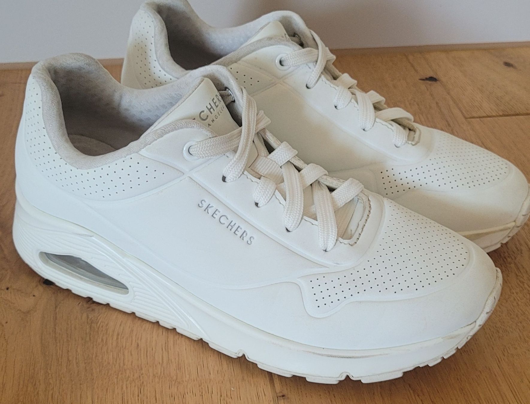 Skechers Scarpe per ragazze: Skechers Sneaker Gr.37 – Usato da Worb venduto da Sibille20
