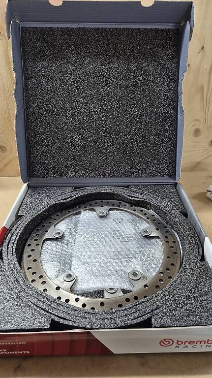Brembo Tutti i ricambio per moto: Disques de freins avant Brembo s1000xr – Usato da Mont-sur-Rolle venduto da Bad_Food 1