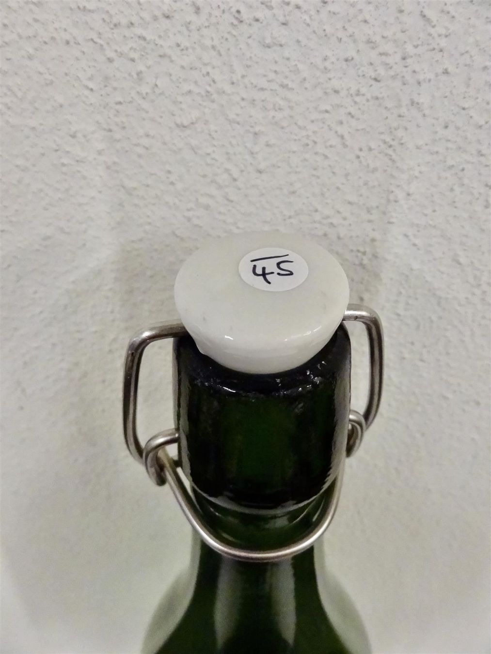 Gläser, Krüge & Flaschen: schöne alte Flasche Bügelverschluss 1945 – Gebraucht aus Kerzers von Flaschenposten 4