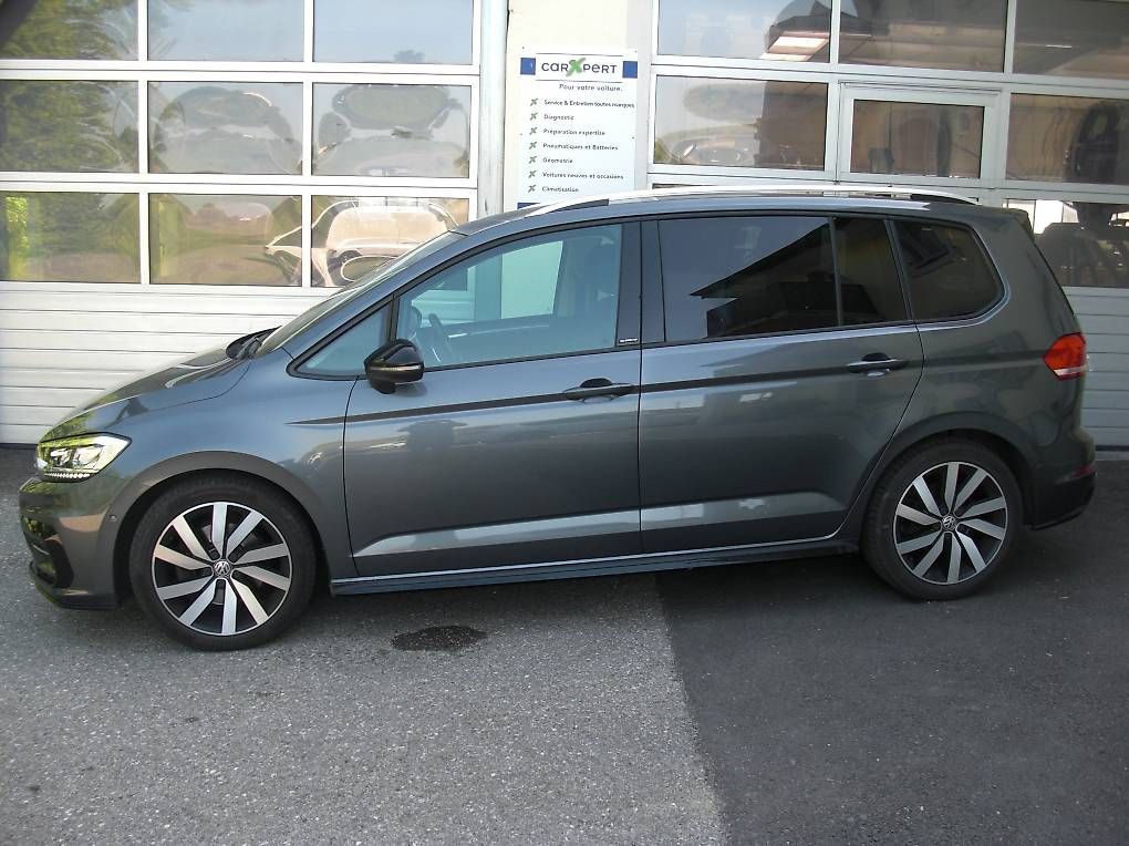Automobili: VW Touran 1.5 TSI R-Line – Usato da Romont venduto da maximus80 2