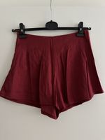 Lightweight red shorts – size 36