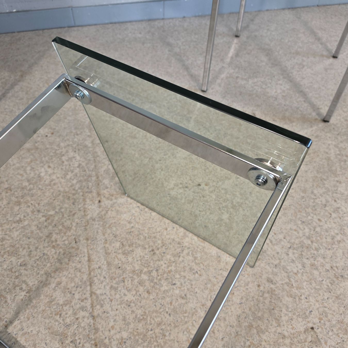 Tavoli: 1 Stk. Ronald Schmitt Level 45 GEBRA Table, Beistelltisch – Usato da Nottwil venduto da Wondewa-Shop 9