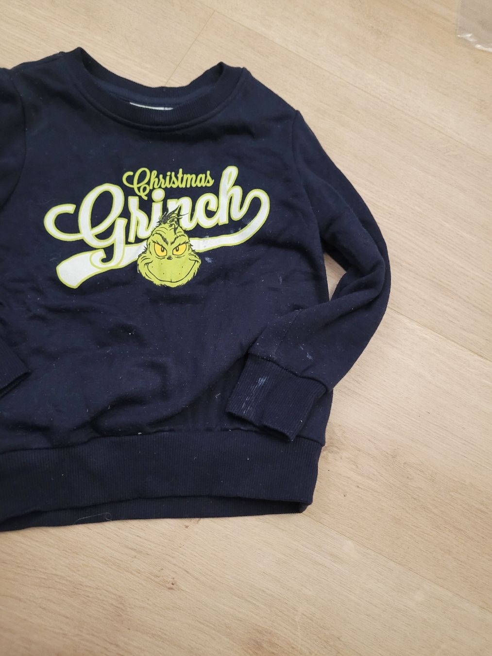 Pullover & Sweatshirts: Grinch-Pulli Gr. 98/104 – Gebraucht aus Lupsingen von sta_wgg5 3