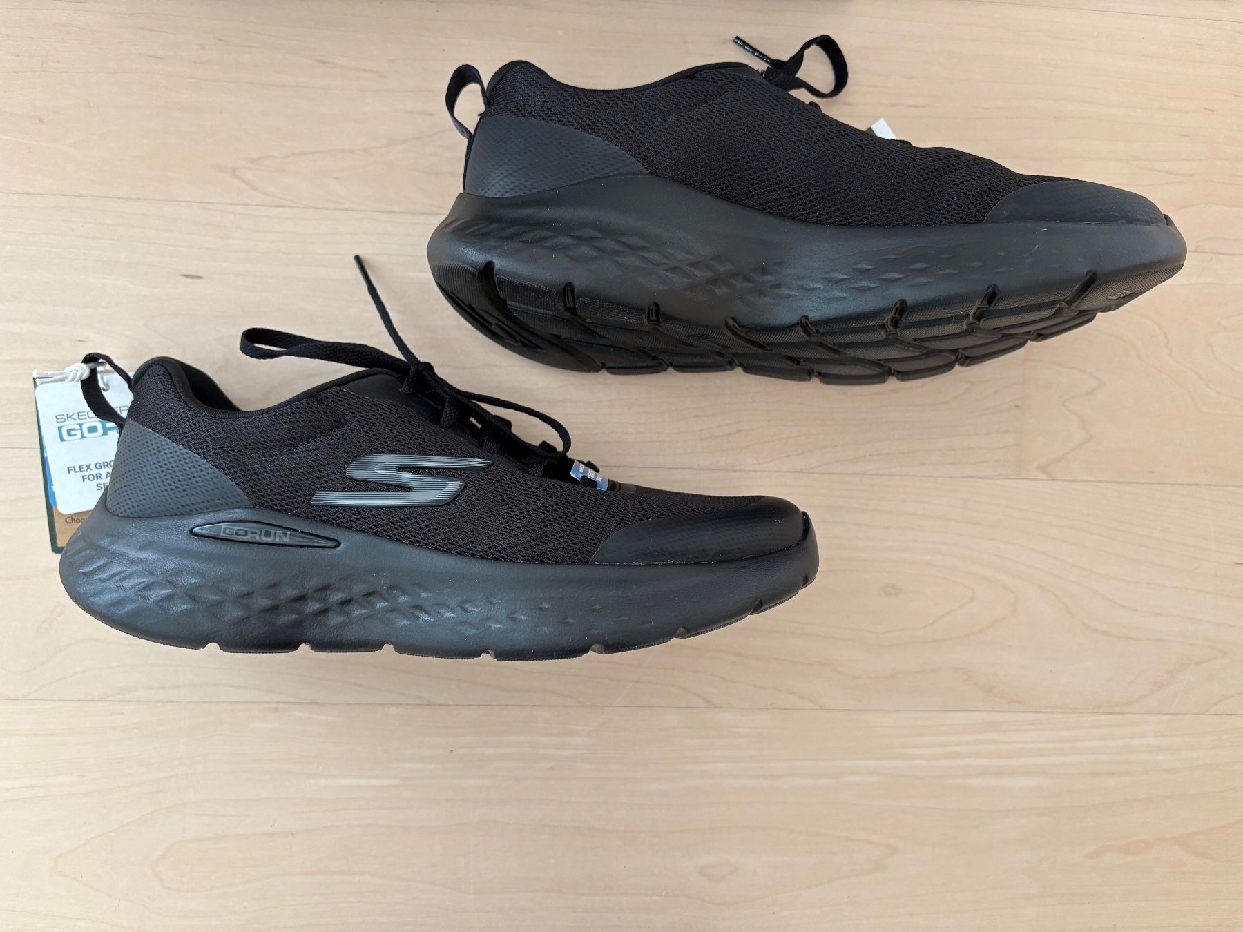 Skechers Damenschuhe: NEUE Skechers Gr.37 (GoRun Lite) – Neu und originalverpackt aus Gossau SG von Black-Queen
