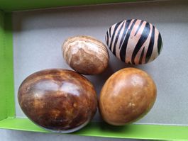 4 STK OSTEREIER AUS STEIN - DEKORATION