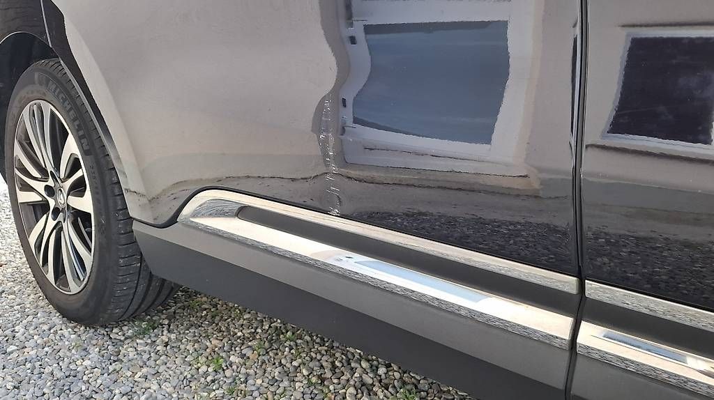 Automobili: Renault Espace Initiale 7 Plätze mit Anhängerkupplung  – Usato da Altnau venduto da easy4rider 4
