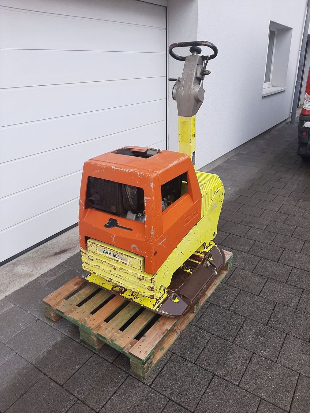 Tutte le macchine: Vibroplatte Rüttelplatte Ammann Hatz Diesel – Difettoso da Rain venduto da Kleinmoto 3