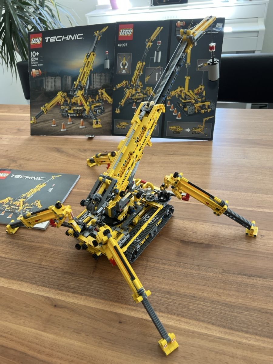 Lego Jeux de construction: LEGO Technic 42097 Compact Crawler Crane – D'occasion à Zürich par JuneBaby12 1