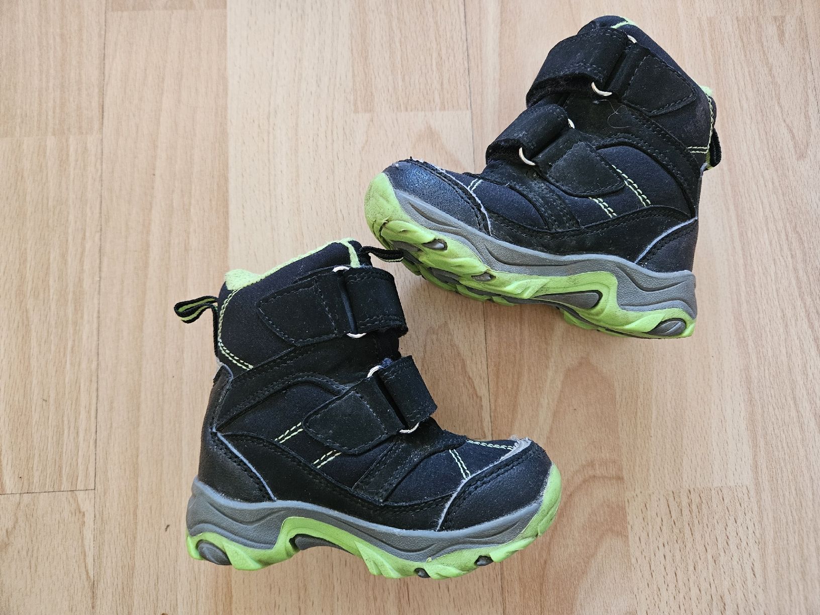 Scarpe per ragazzi: Winterstiefel Gr. 21 – Usato da Zürich venduto da Kris8050 1