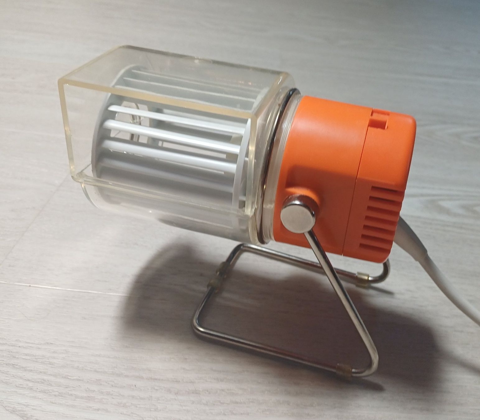 Ventilatori: Vintage VENTILATOR 70er DDR Ostalgie DESIGNKLASSIKER – Usato da Brittnau venduto da simionius