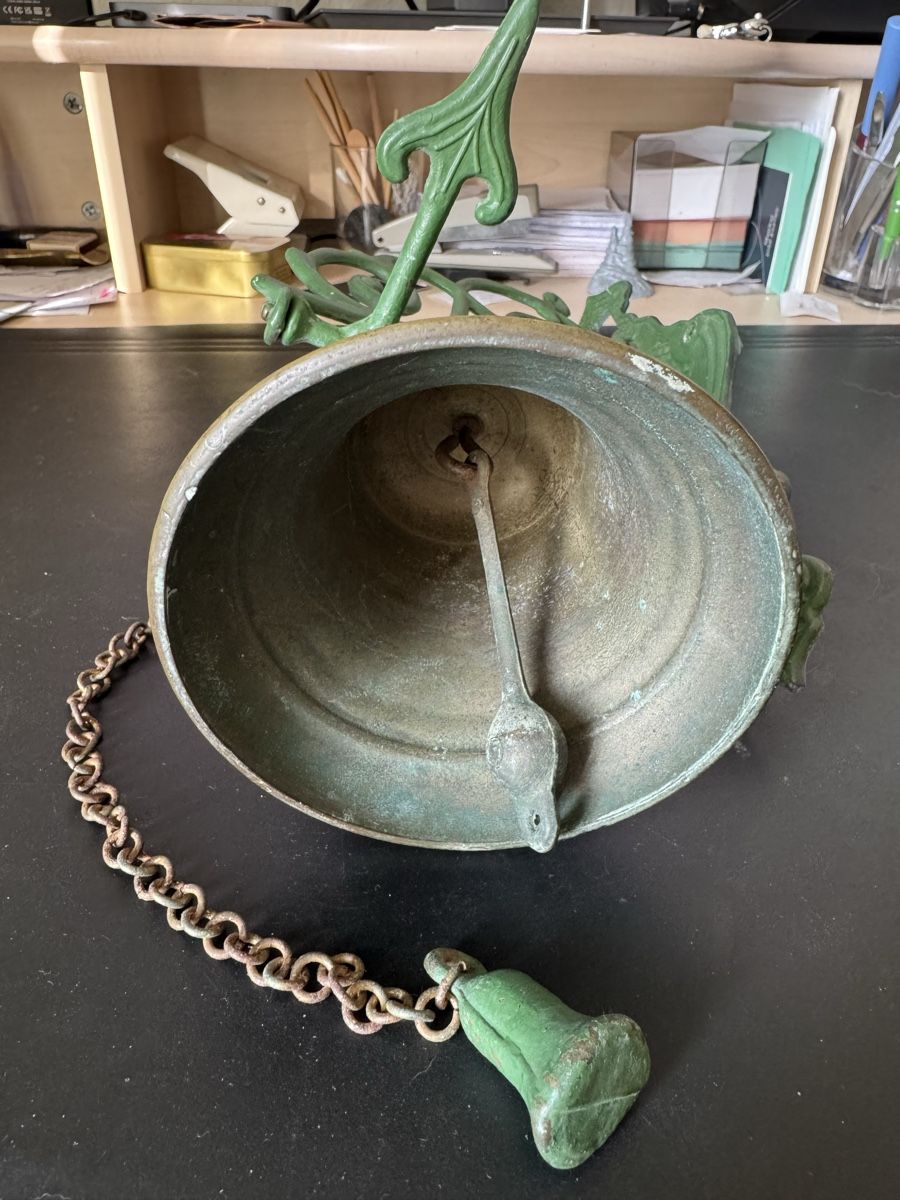 Campanacci mucche: Cloche bronze – Usato da Colombier NE venduto da dim1234 2