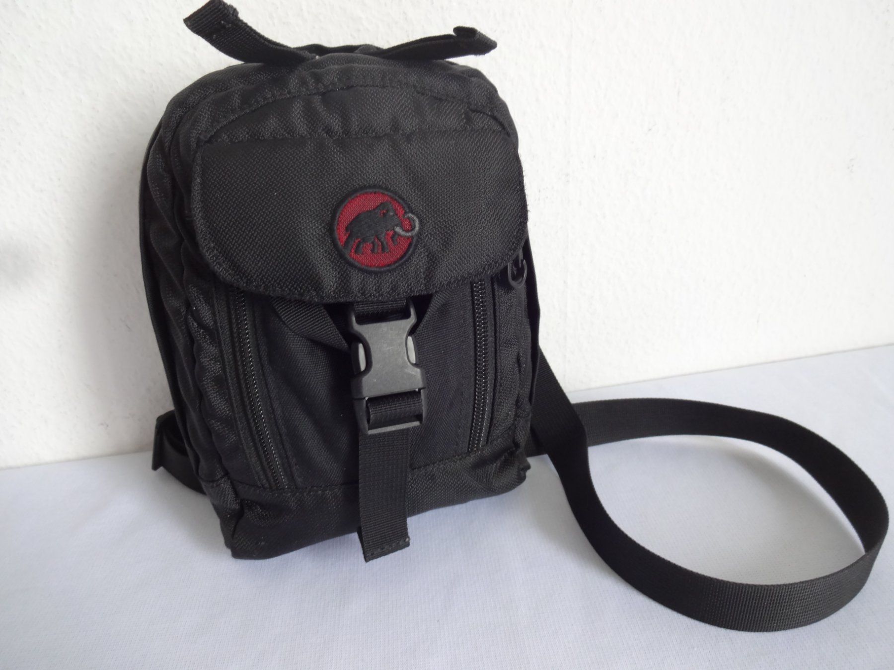 Mammut Taschen: " MAMMUT " Umhängetasche / Gürtel Tasche – Gebraucht aus Frauenfeld von rey06