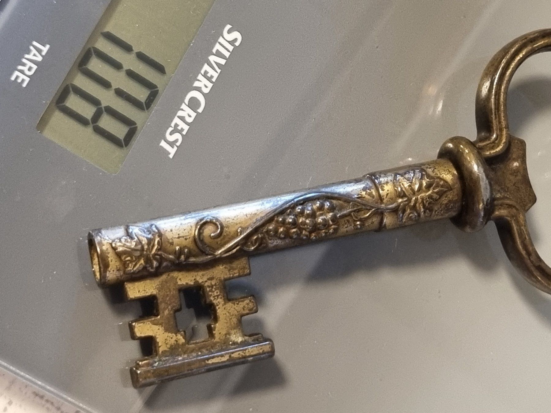 Apribottiglie & Tappi per chiusura: Vintage Korkenzieher Schlüssel Messing Deko – Usato da Scharnachtal venduto da devin03 2