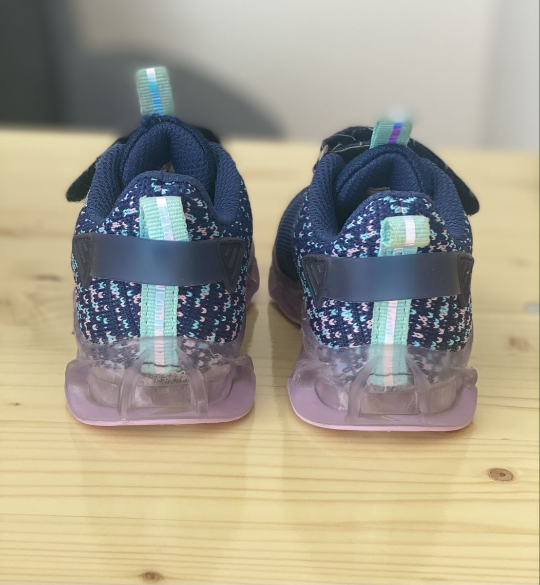 Scarpe per ragazze: LED Schuhe Gr. 24 – Usato da WEINFELDEN venduto da marygloss 1