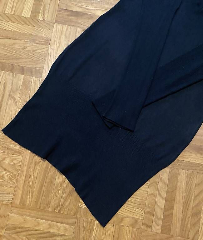 Kleider: Robe pull noire - Taille M – Gebraucht aus Lausanne von loi_8msc 2