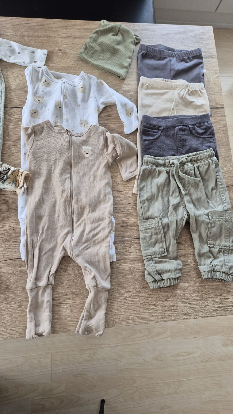 Lotti & Set di vestiti: Kleiderpaket Junge Gr.68 – Usato da Reichenburg venduto da denise_13 3