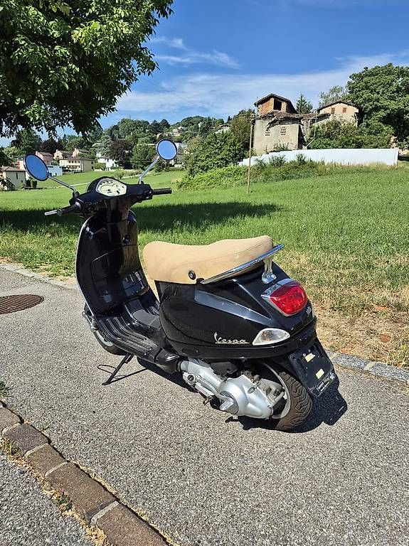 Scooter: Vespa LX 125 Nera – Usato da Sorengo venduto da rxpx68 3