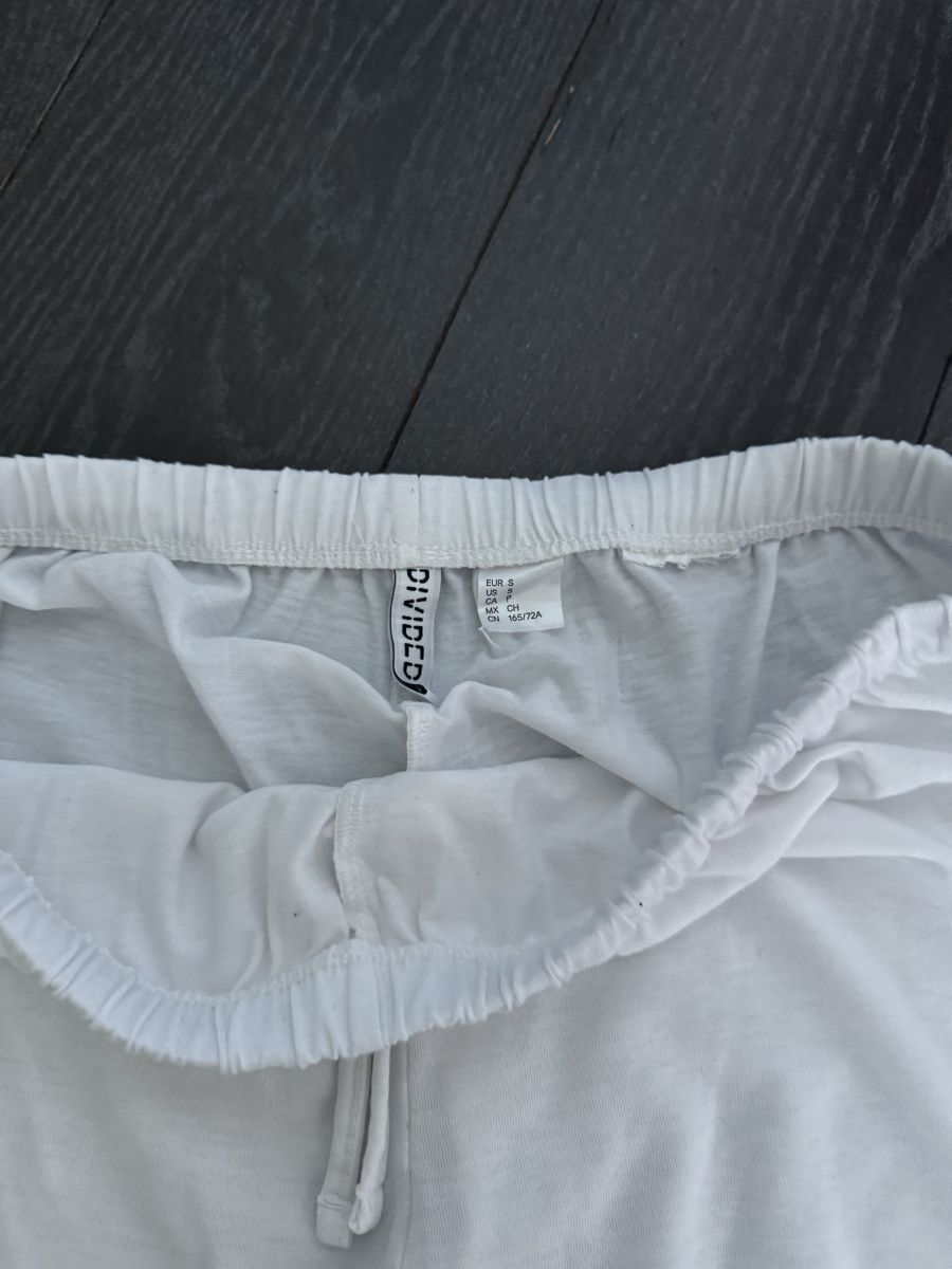 Pantaloni: Weisse Baggy Sommerhose – Usato da St. Gallen venduto da bea_9qzt 1