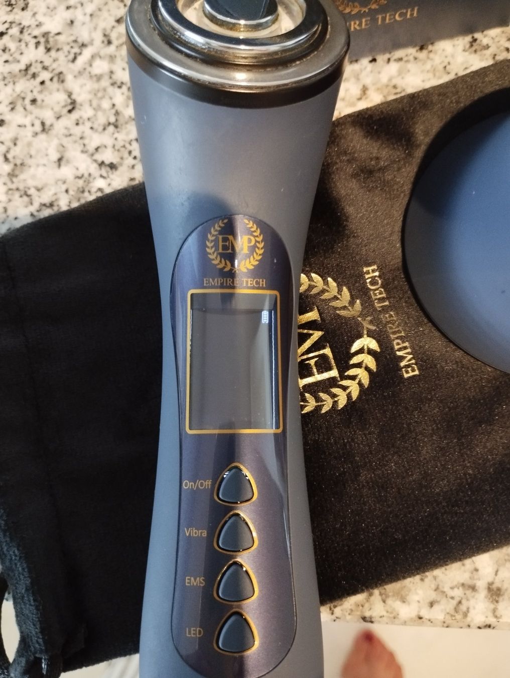 Soins du visage: Marvelous EMS Skincare Revolution System-Beauty-Tool – Neuf avec emballage d'origine à Zürich par ivanadistefano 4