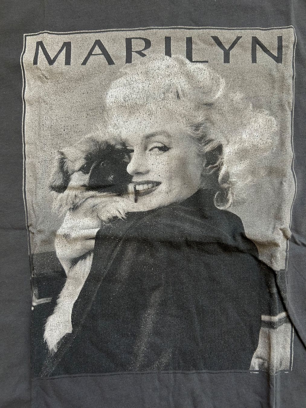 H&M T-Shirts: T-shirt imprimé gris vintage – Gebraucht aus Delémont von elena_neuhaus 1