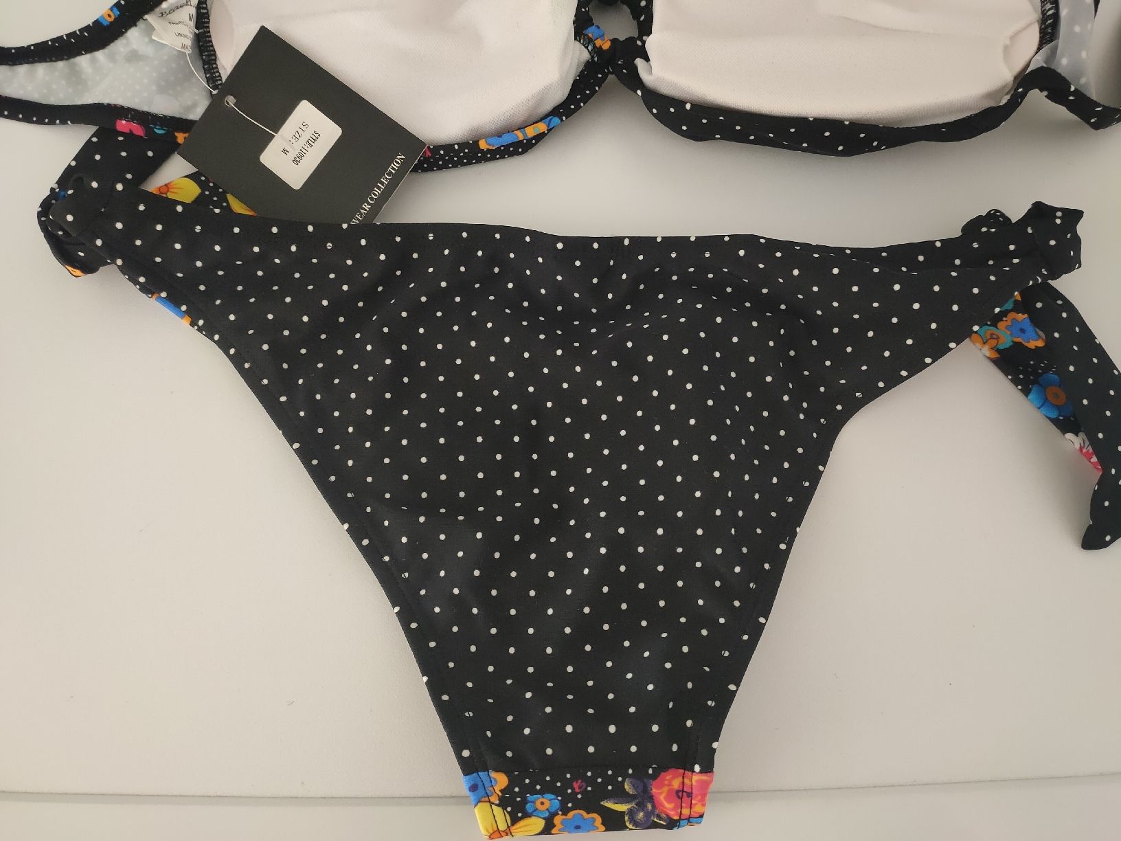 Costumi da bagno & Bikini: Beach Joy Bikini mit Blumenmuster, Grösse M - Neu! – Nuovo e nell'imballaggio originale da Oberwil b. Büren venduto da 3298Oberwil 5