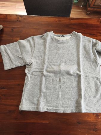 T-Shirt, Neu, Grau, Marke Cappellini. Grösse 42