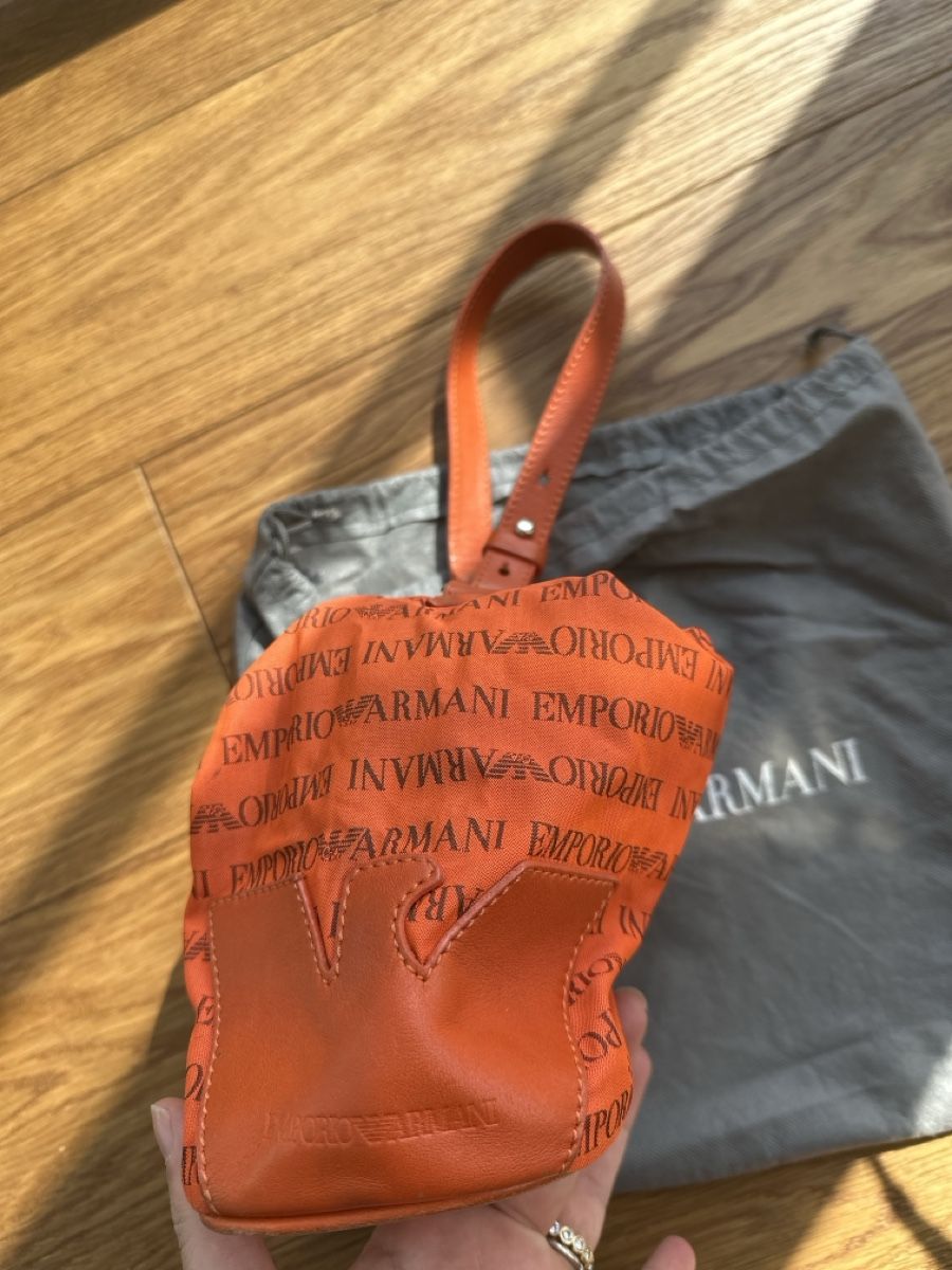 Armani Borse: Vintage Armani Tasche Orange – Usato da Laufen venduto da BABA812 3