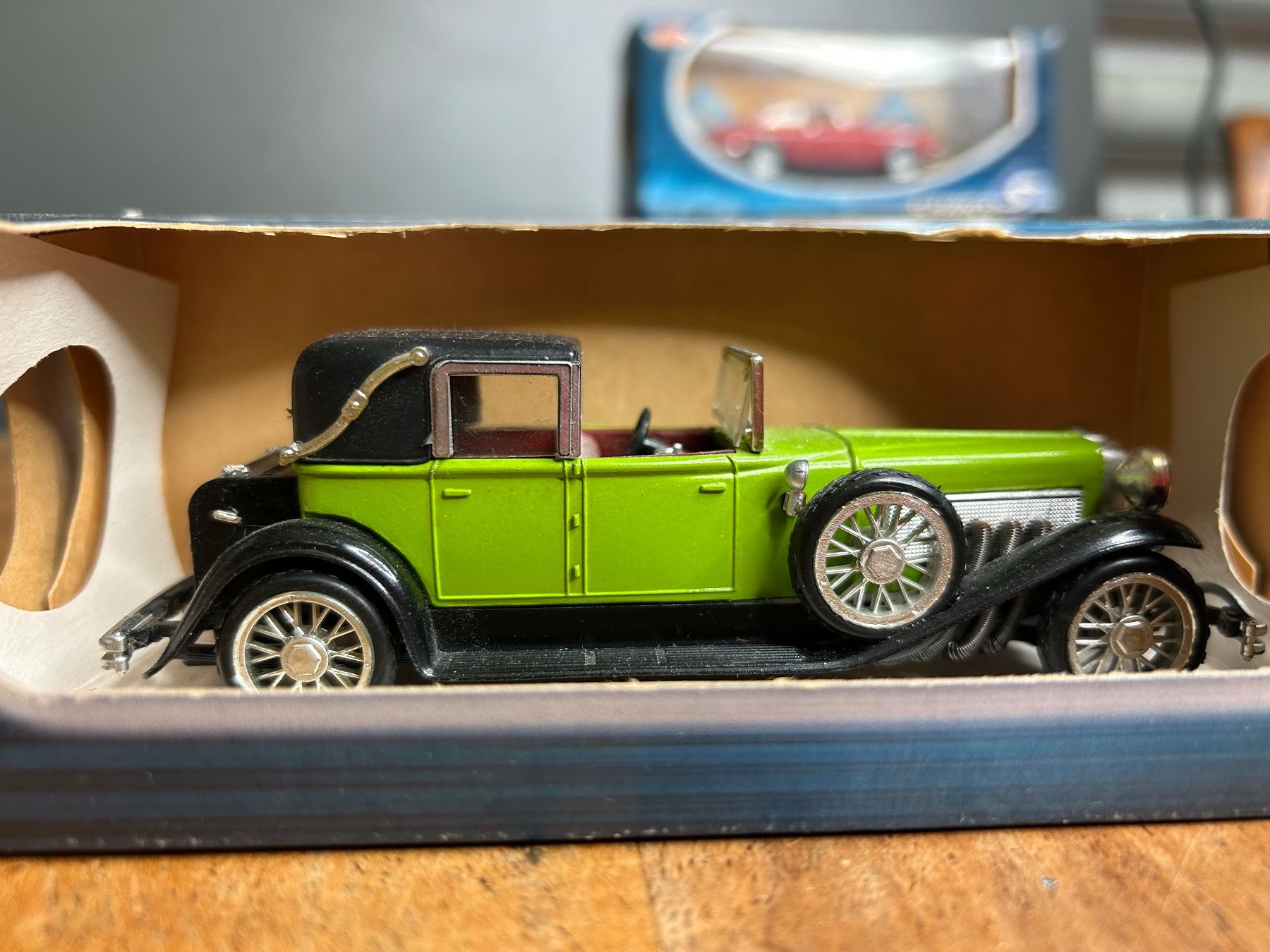 Modellini d'auto: Lot an vier verschiedenen Modell Autos – Usato da Otelfingen venduto da Yossi-68 1