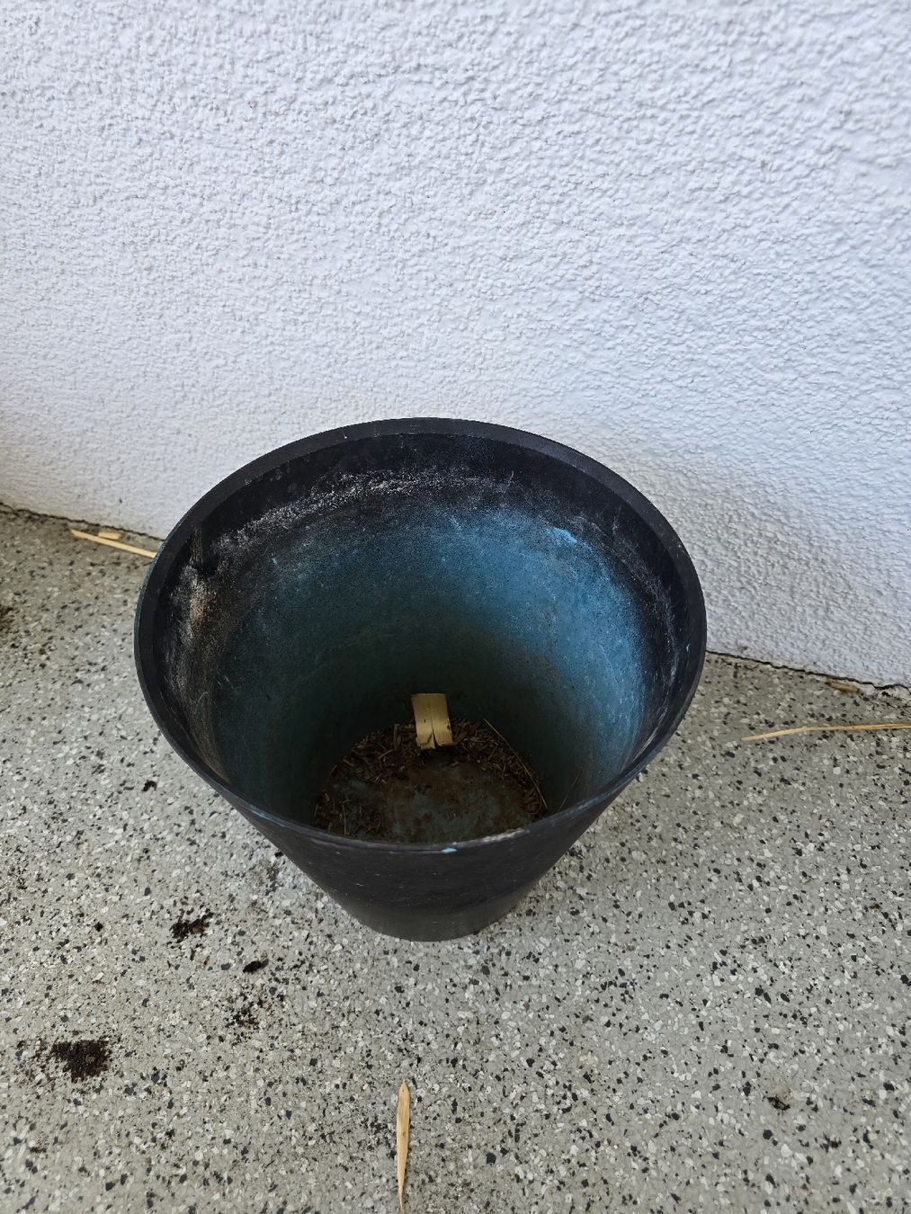 Vasi per fiori: Schwarzer Übertopf / Vase – Usato da Rickenbach b. Wil venduto da Kth_v8 1