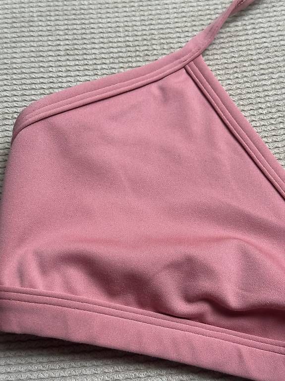 Top: Brassière GymShark – Nuovo e nell'imballaggio originale da Chardonne venduto da str_fq98 2