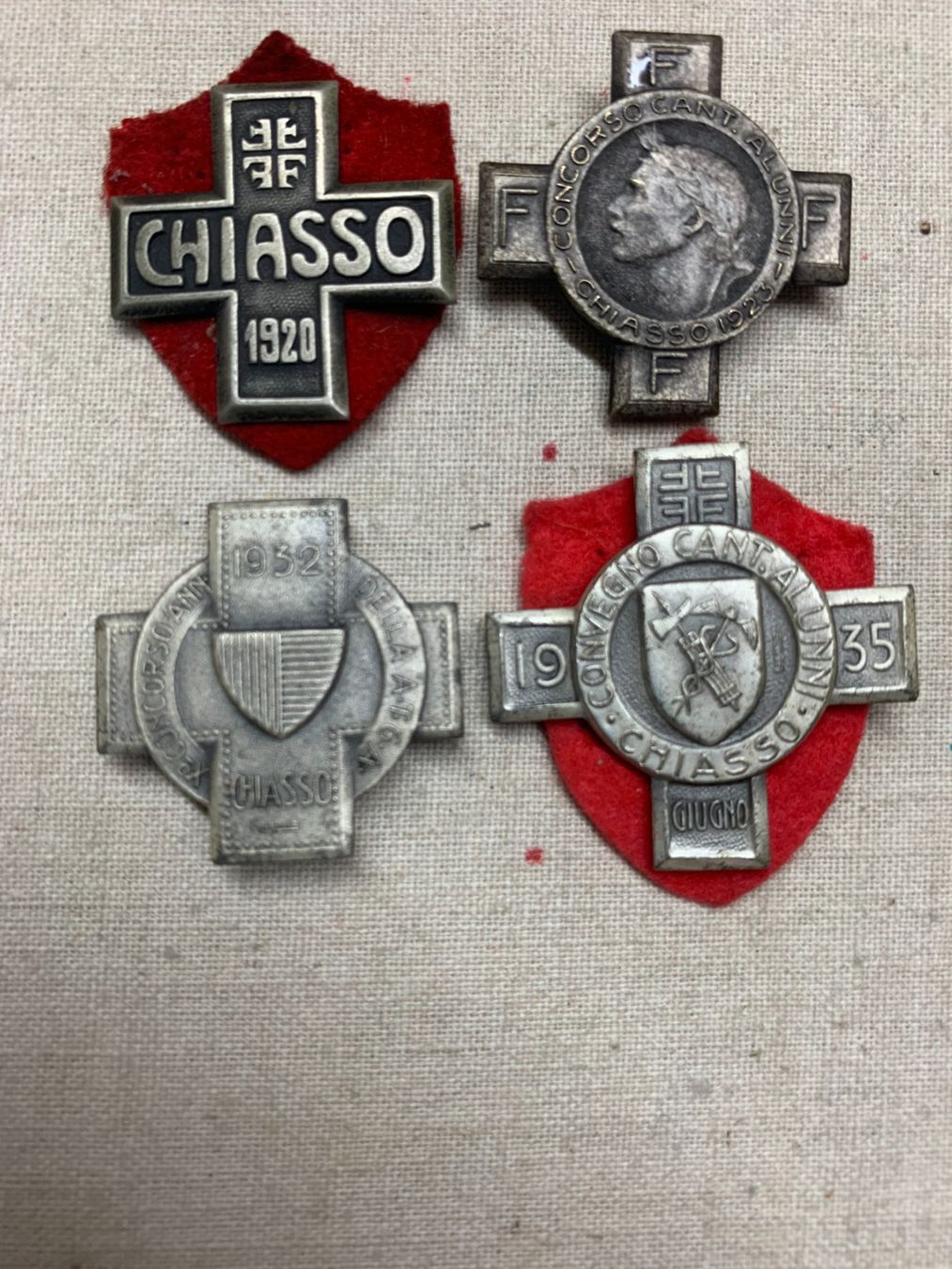 Medaglie: Ticino - Chiasso - 1920 - 1923 - 1932 - 1935. – Usato da Sorengo venduto da 74in