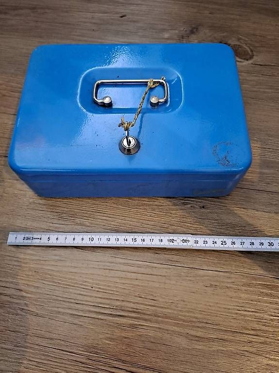 Registratore di cassa: Geld Kassette  – Usato da Sempach Station venduto da libelle017 1