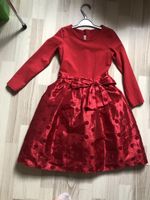 Festliches,rotes Mädchenkleid,Grösse 116,wie NEU!