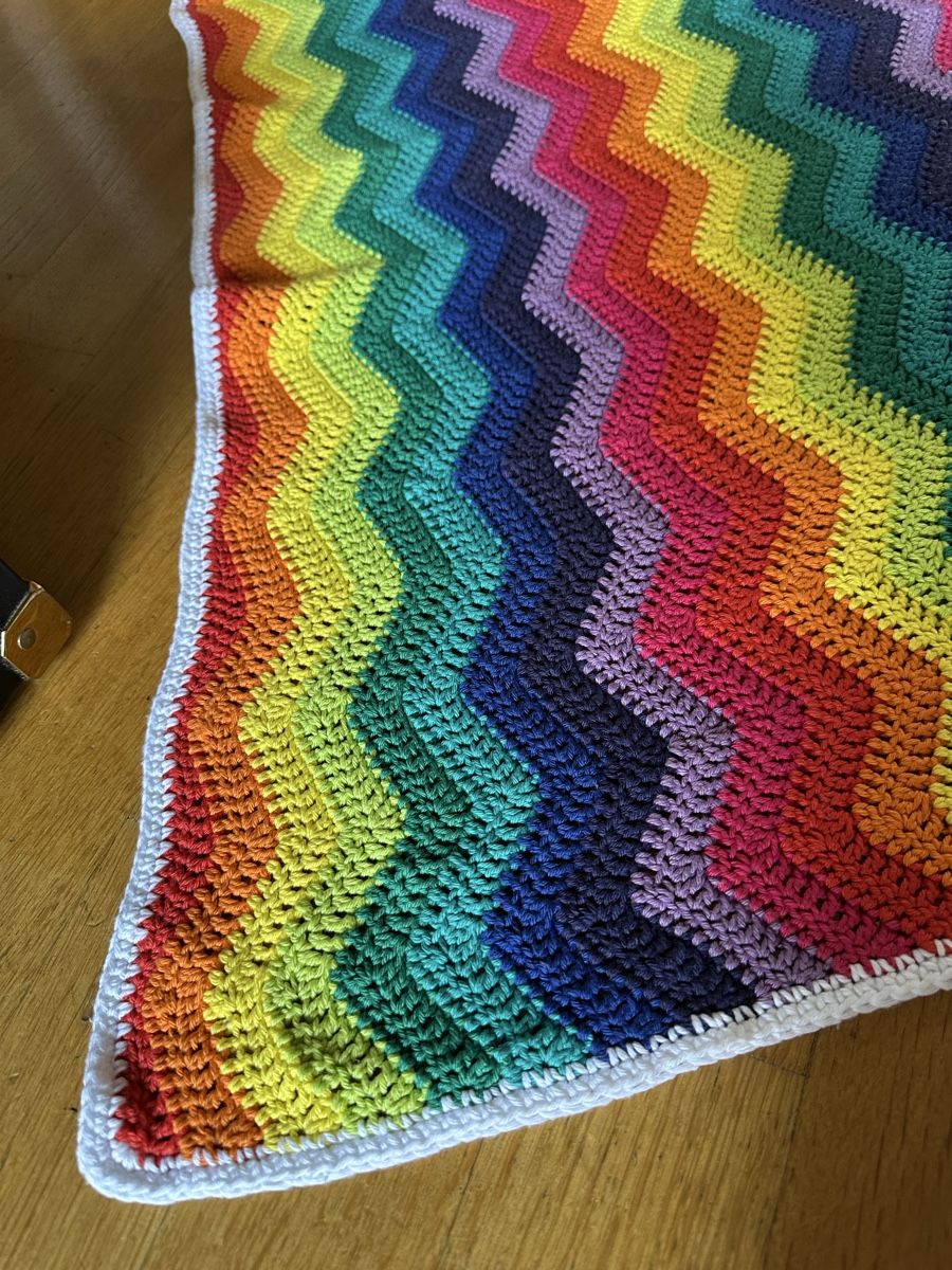 Coperte: Häckeldecke 99/110 cm Regenbogen  – Usato da Bern venduto da Ruhrallee 1