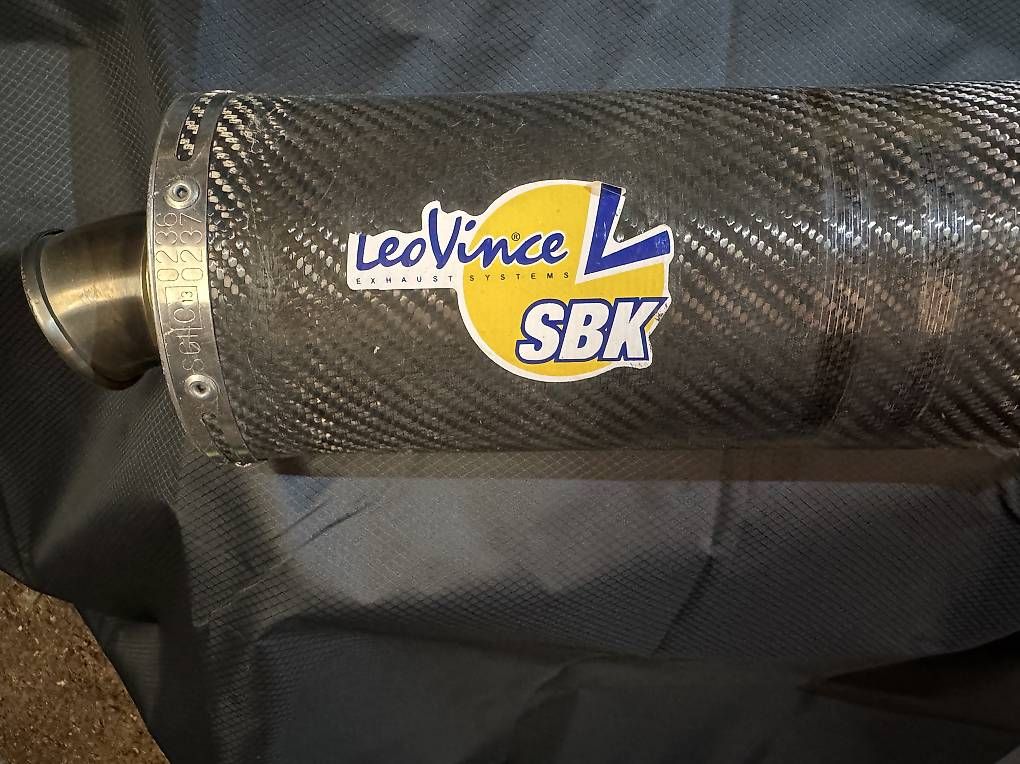 Suzuki Tutti i ricambio per moto: Suzuki GSX- R 1000 – Usato da Oberwangen b. Bern venduto da cra_87q2