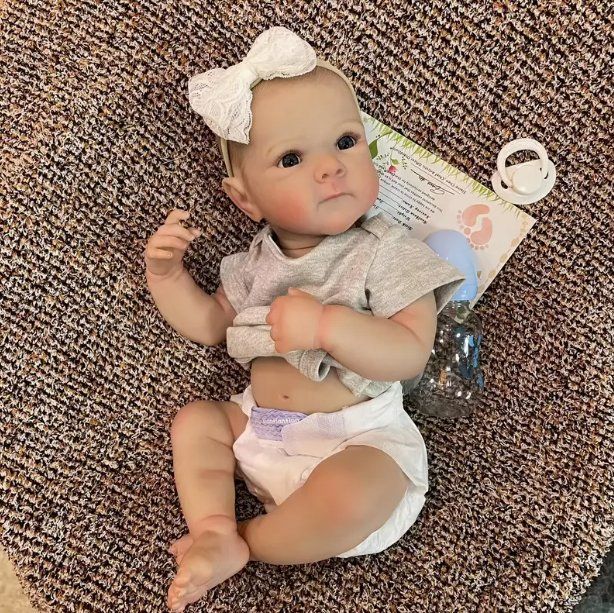 Bambole: Reborn Baby Puppe, lebensecht Mädchen – Nuovo e nell'imballaggio originale da Amriswil venduto da Ravinvida 5
