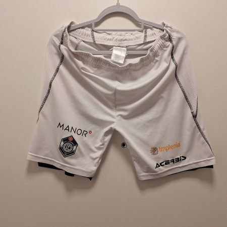 SHORT FC LUGANO SEHR GEBRAUCHT tip top