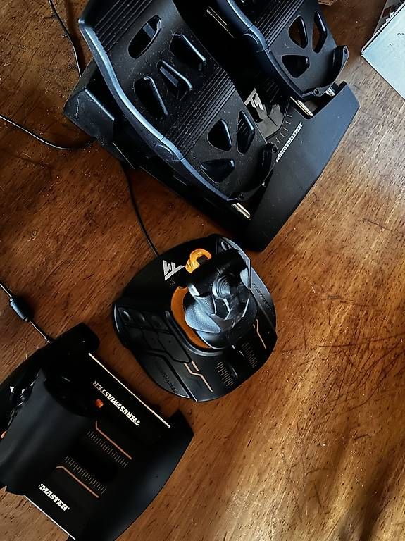 Controller: komplettes Thrustmaster HOTAS Warthog – Gebraucht aus Lotzwil von jos_f8r7