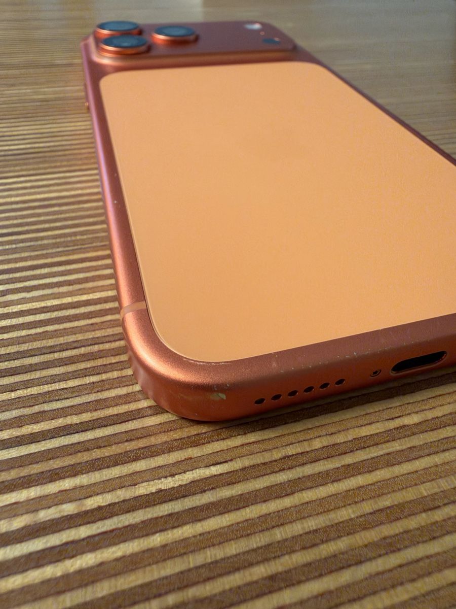 Apple Telefoni cellulari / Smartphones: iPhone 17 Pro Max Cosmic Orange 256 GB – Usato da Hinwil venduto da Annikalsa 5