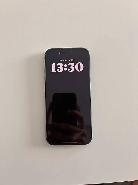 Apple Telefoni cellulari / Smartphones: iPhone 17 256 GB Schwarz – Usato da Zug venduto da robert_m_muench 1