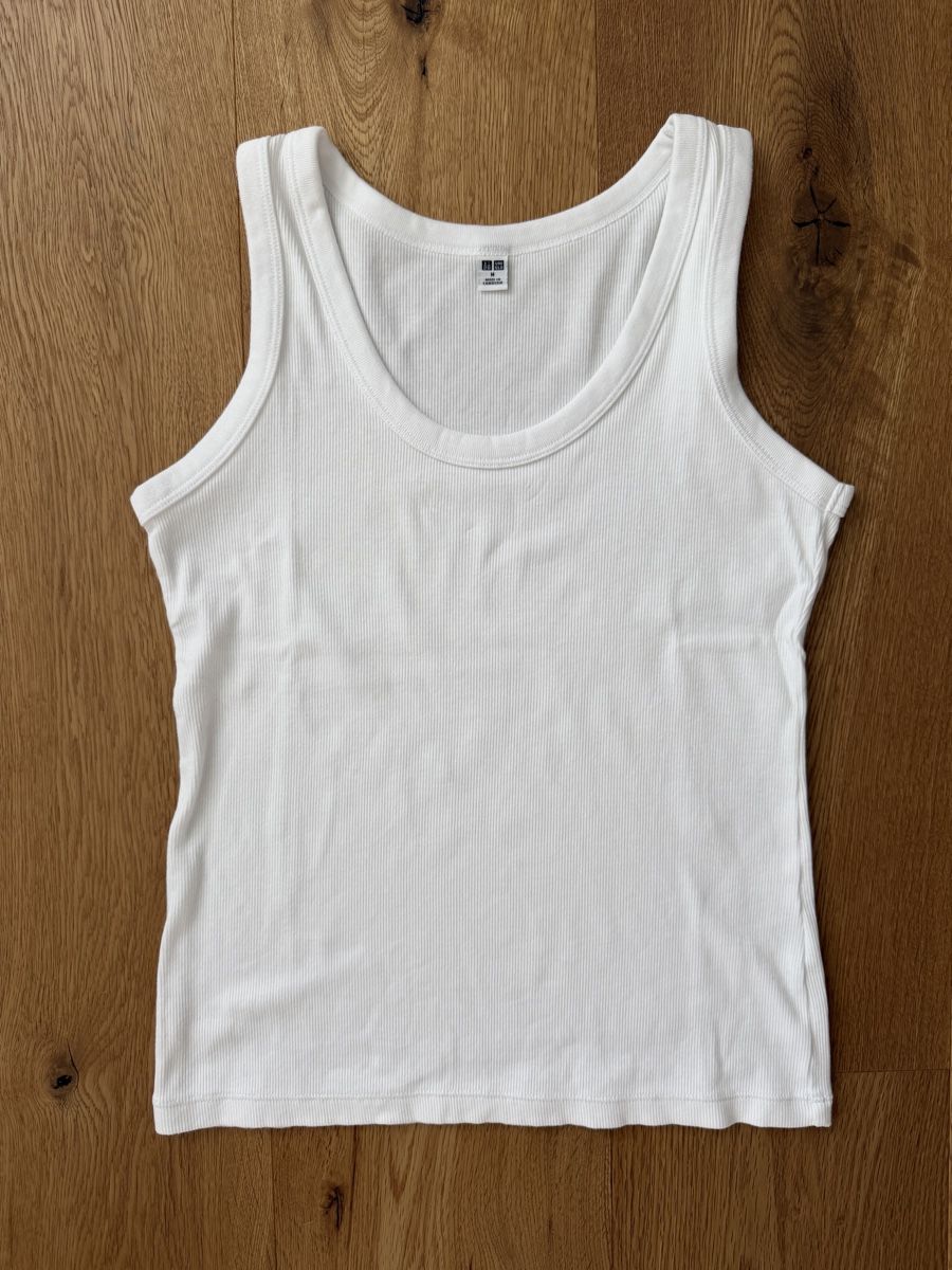 Top: Uniqlo - Top, Gr. S – Usato da Interlaken venduto da fbnscl