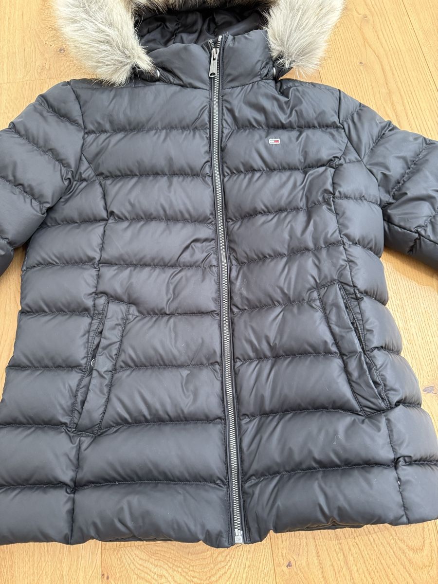 Tommy Hilfiger Giacche: Tommy Hilfiger Winterjacke – Usato da Luzern venduto da sydney01. 1