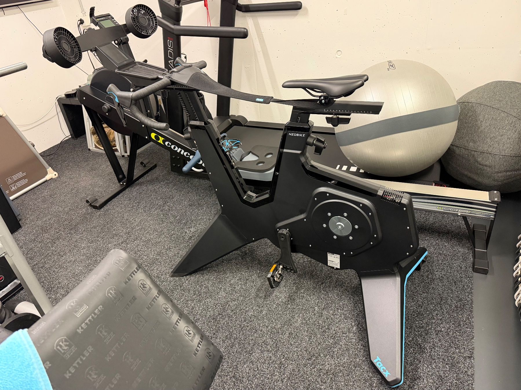Tacx Hometrainer: Garmin TacX NEO Plus Ergometer – Gebraucht aus Meilen von lucy1230