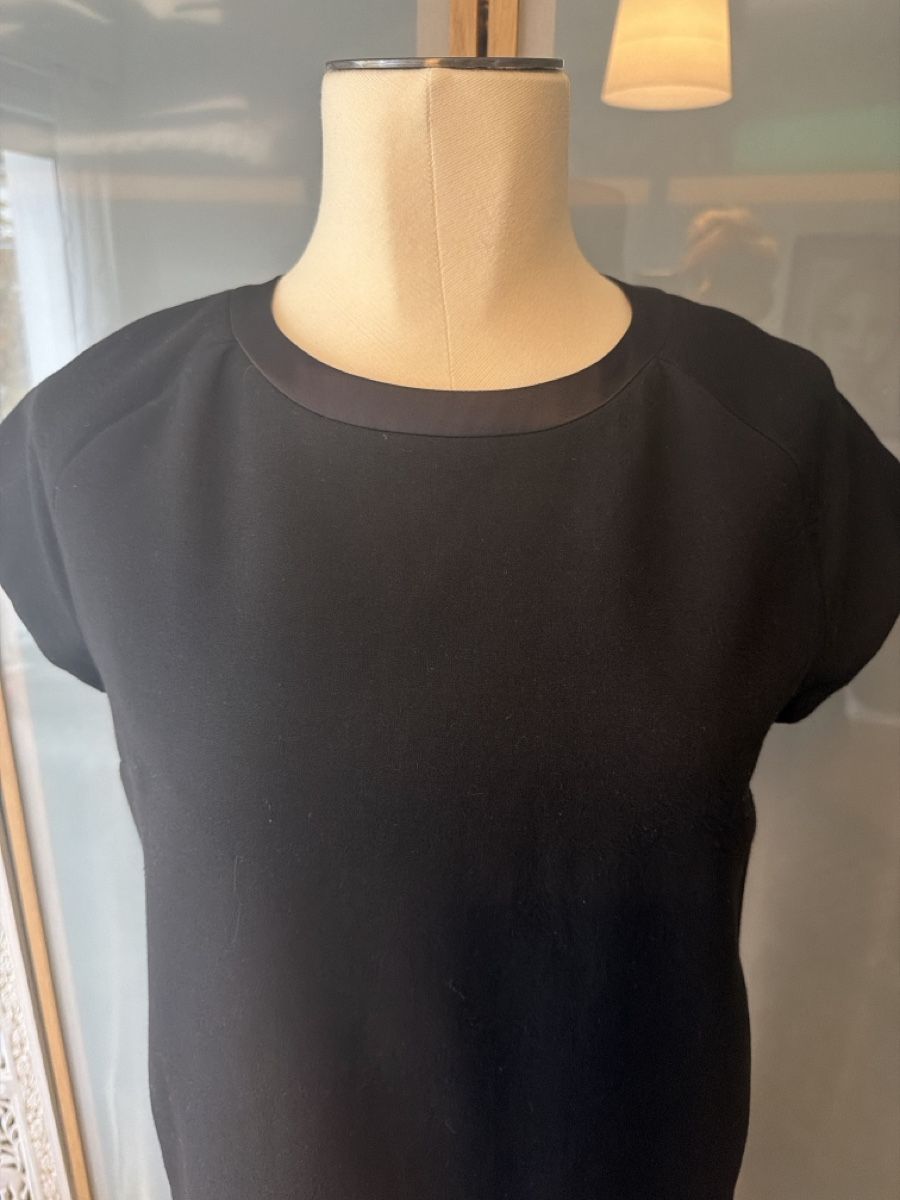 Kookai Kleider: Robe Kookai T40 courte noire – Gebraucht aus lausanne von Bigmama777 1