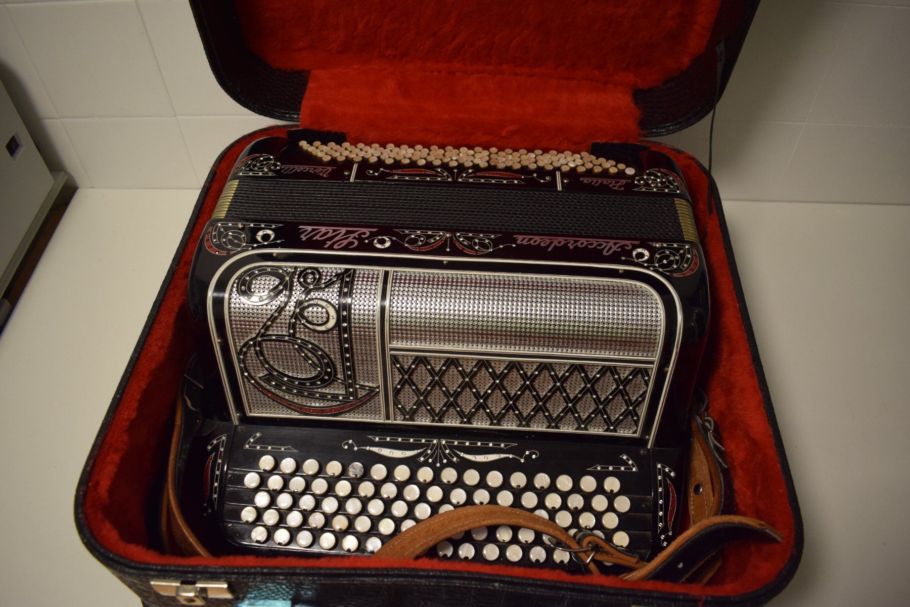 Strumenti musicali: Akkordeon chromatisch Accordeon Star Stufengriff – Usato da Zürich venduto da baumusik 2