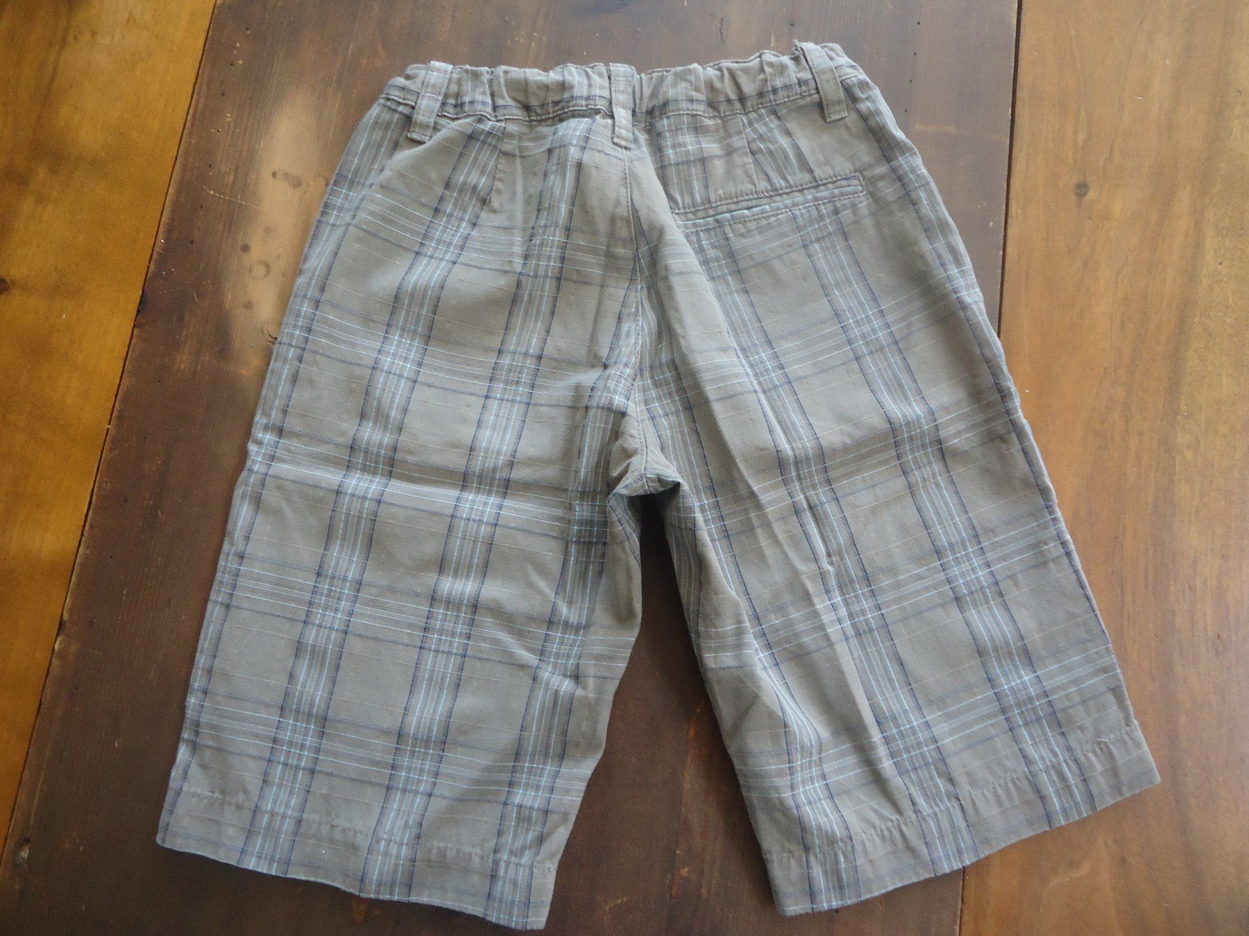 Sisley Pantaloni: Short garçon Sisley - 8/9 ans - 140 – Usato da Vessy venduto da mafabe 2