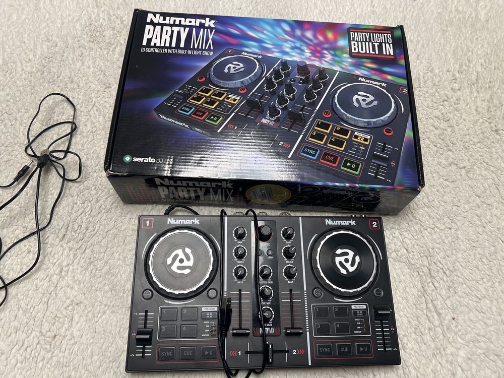 DJ Controller Numark Party Mix avec lumières intégrées (Neu (gemäss ...