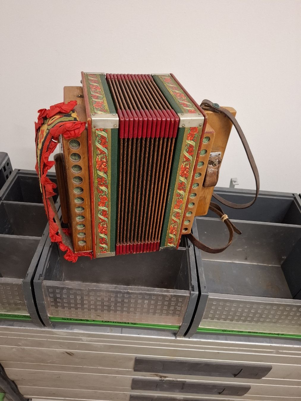 Eichhorn Strumenti musicali: Eichhorn orgeli – Usato da Villeneuve venduto da BibiVintage 7