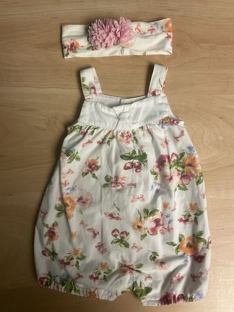Melby Sommer-Jumpsuit Gr. 62/68 mit Haarband  Neu