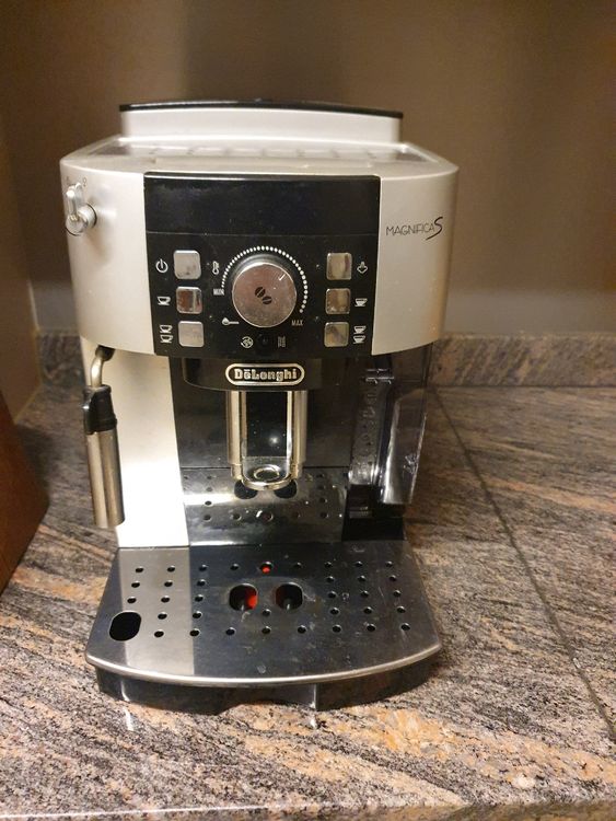 Delonghi Magnifica S | Kaufen auf Ricardo